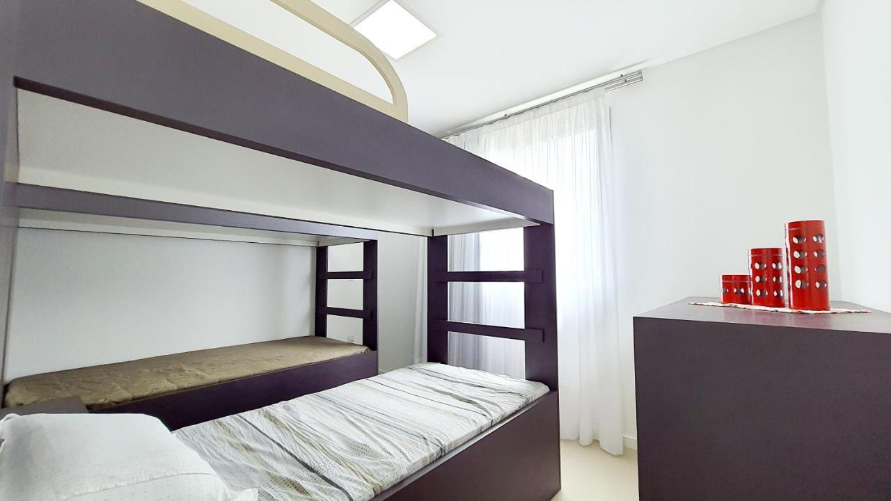 Apartment Residencial Renata - Na De Palmas - 3 A 300m Da *